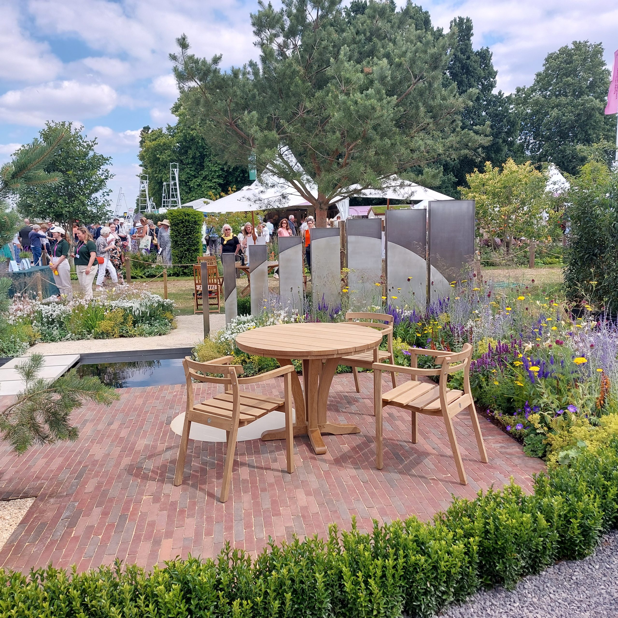 James Jones Stainless Steel Garden Sculpture Hampton Court 2022 Together